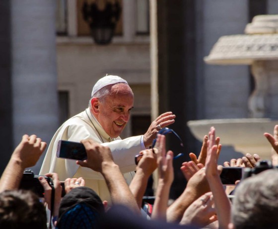 Pope Francis
Wikimedia by Alfredo Borba Airport Transfers